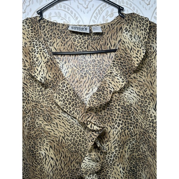 Chico's Design 1 M Sheer Blouse 100% Silk Leopard Print Button Up Ruffle Front - Picture 7 of 8